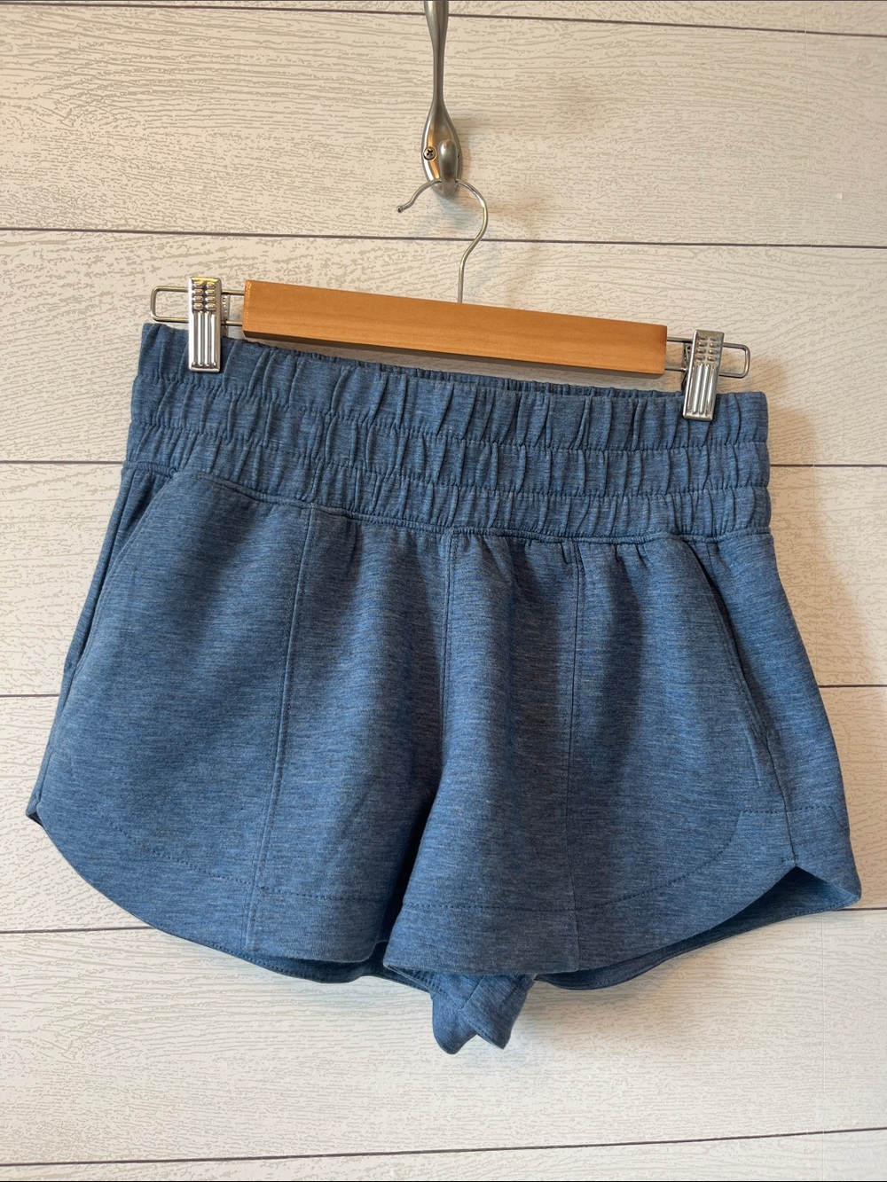 Yogalicious scuba shorts S